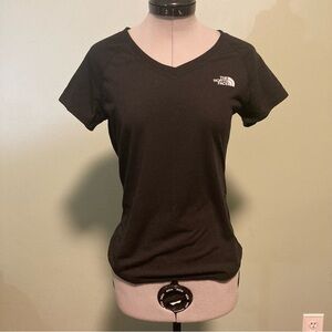 The North Face VaporWick Vneck tee, black - size XS
